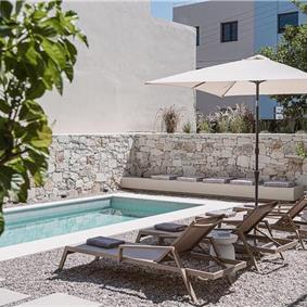 5 bedroom villa with indoor and outdoor pool in Chania town, sleeps 10